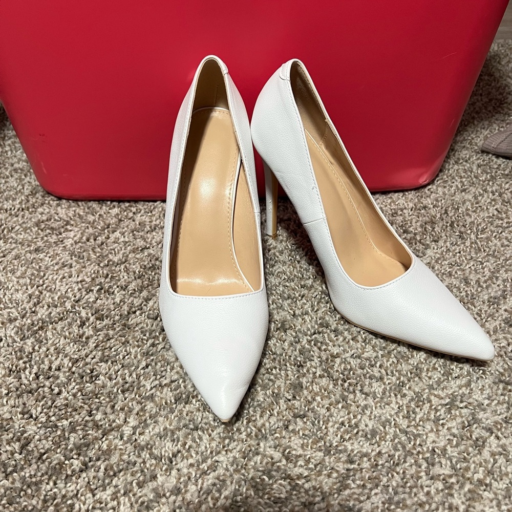 Elegant White Women's Pumps